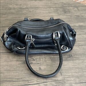 Jennifer Scott Elegant Black Leather Shoulder Handbag
